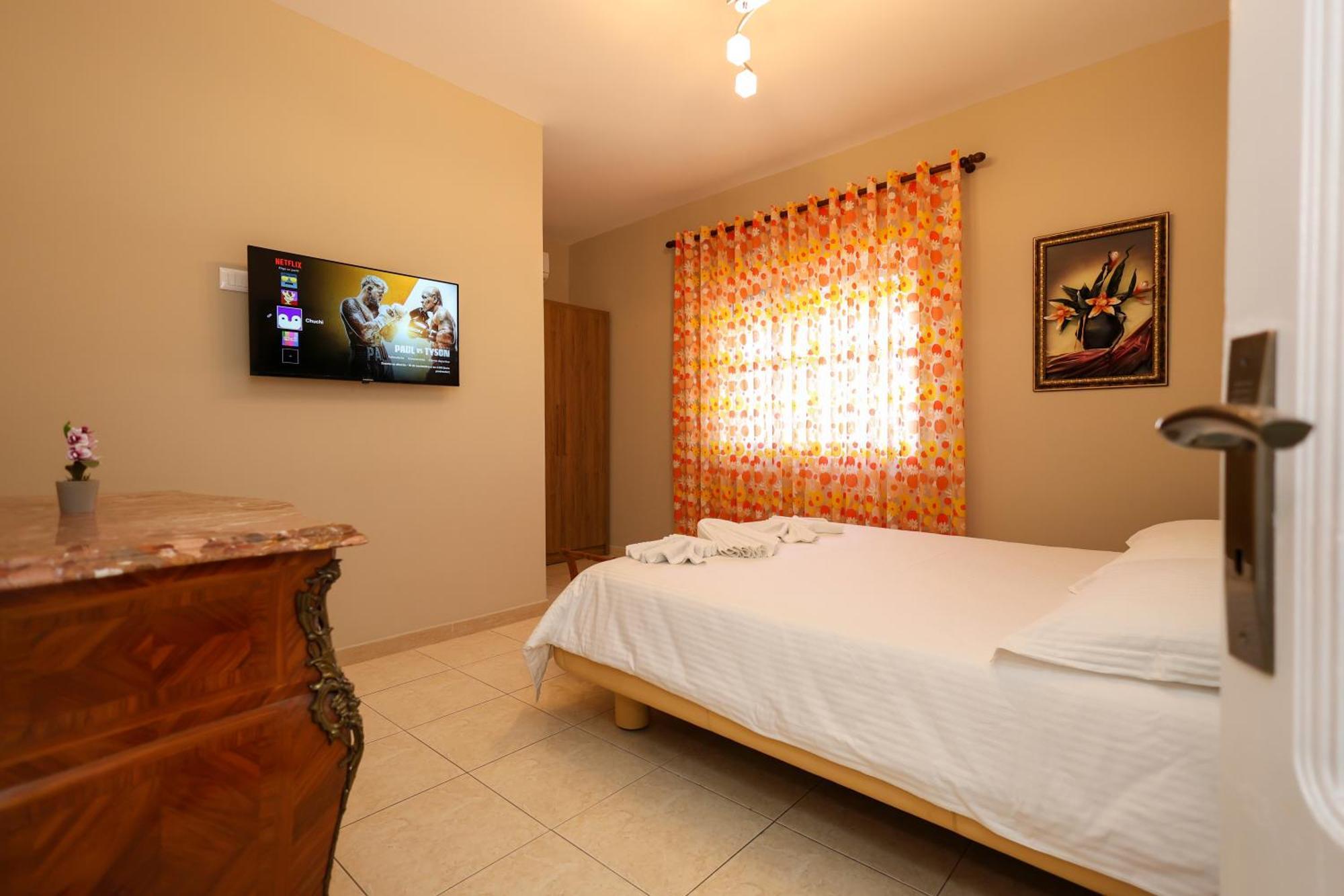 Apartaments Mimani 2 Berat Zimmer foto